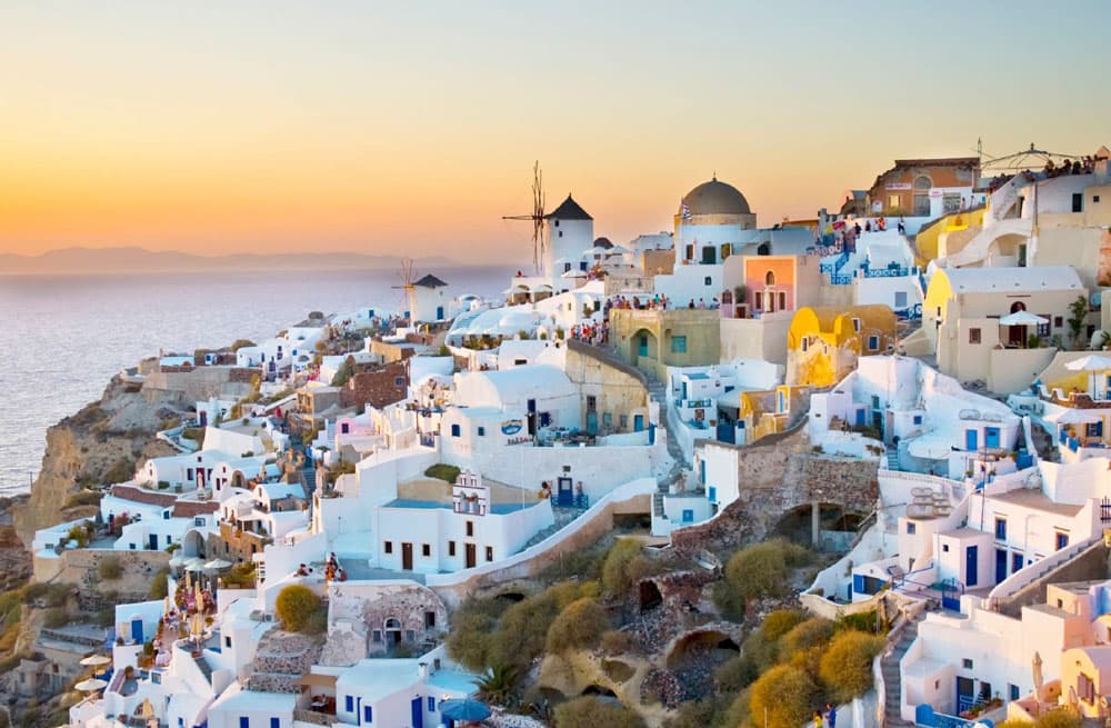 19 Reasons to sail & hike the Cyclades Now