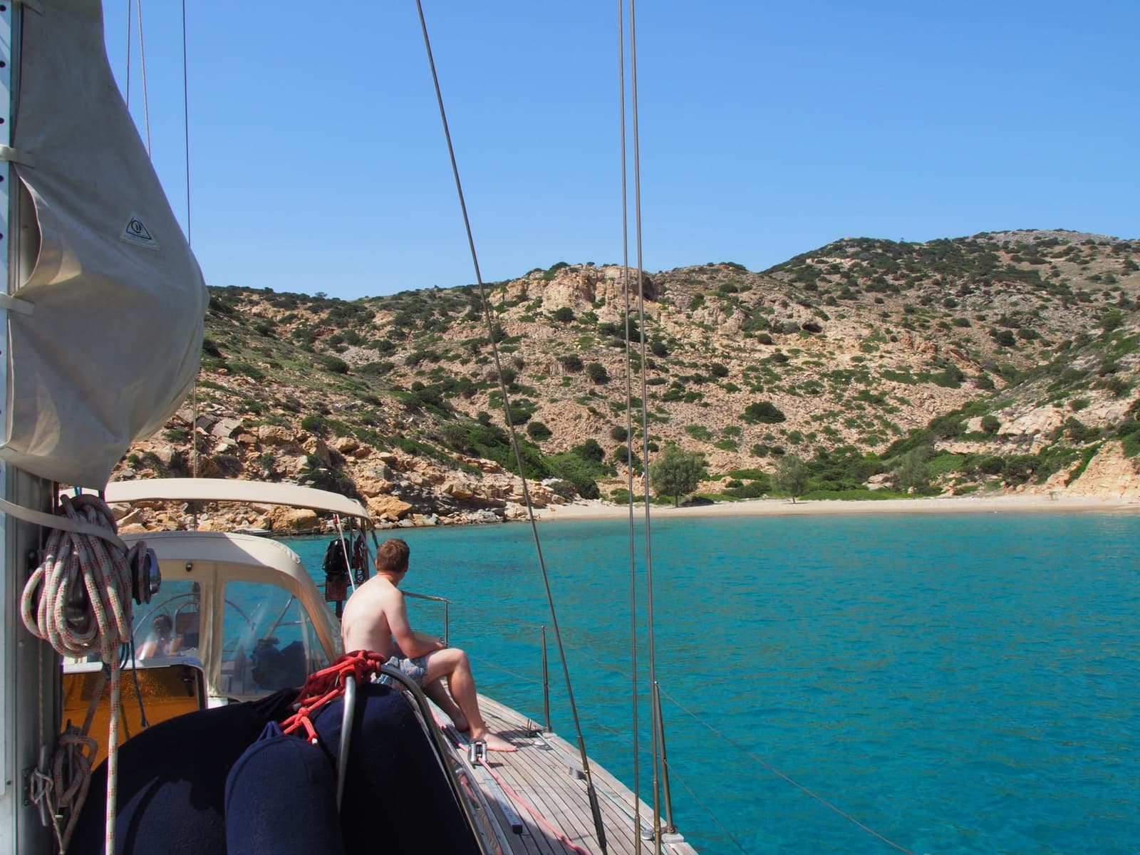When to sail the Greek islands